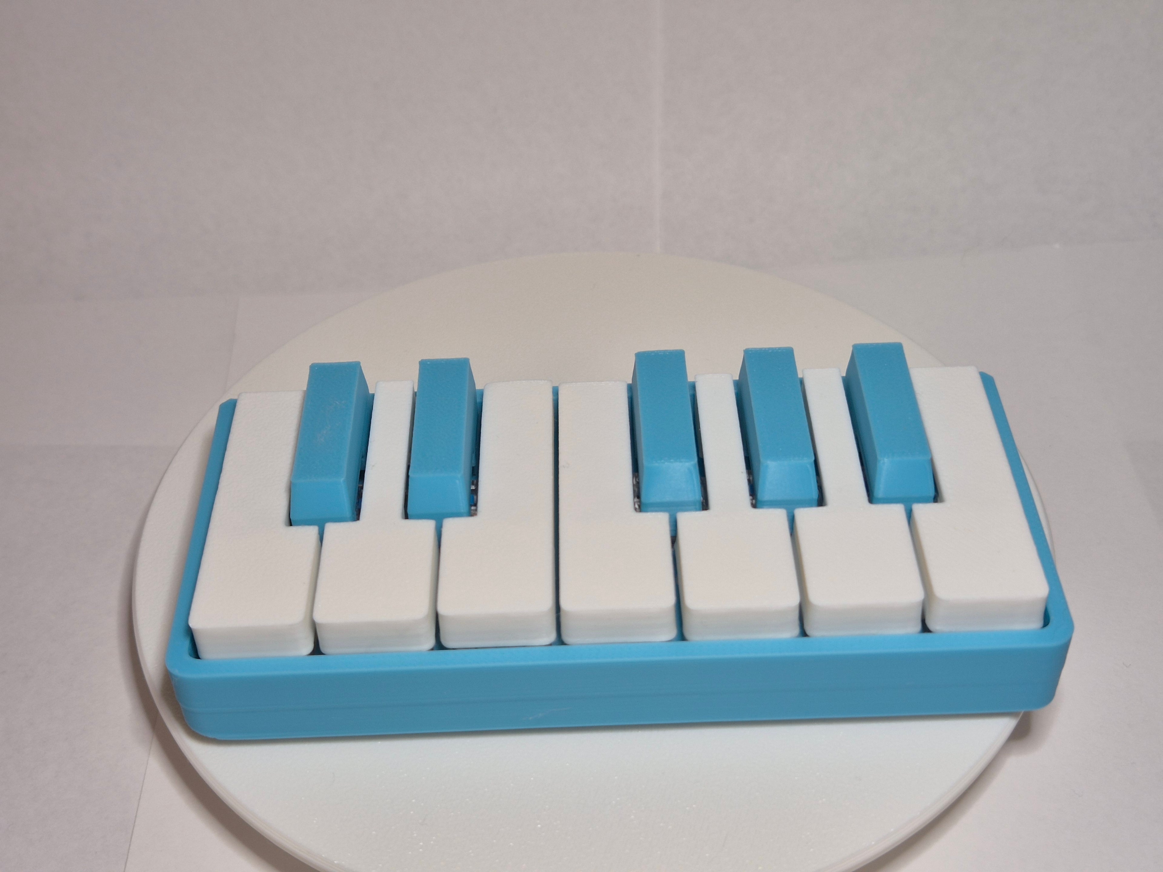 1 Octave mini keyboard clicker