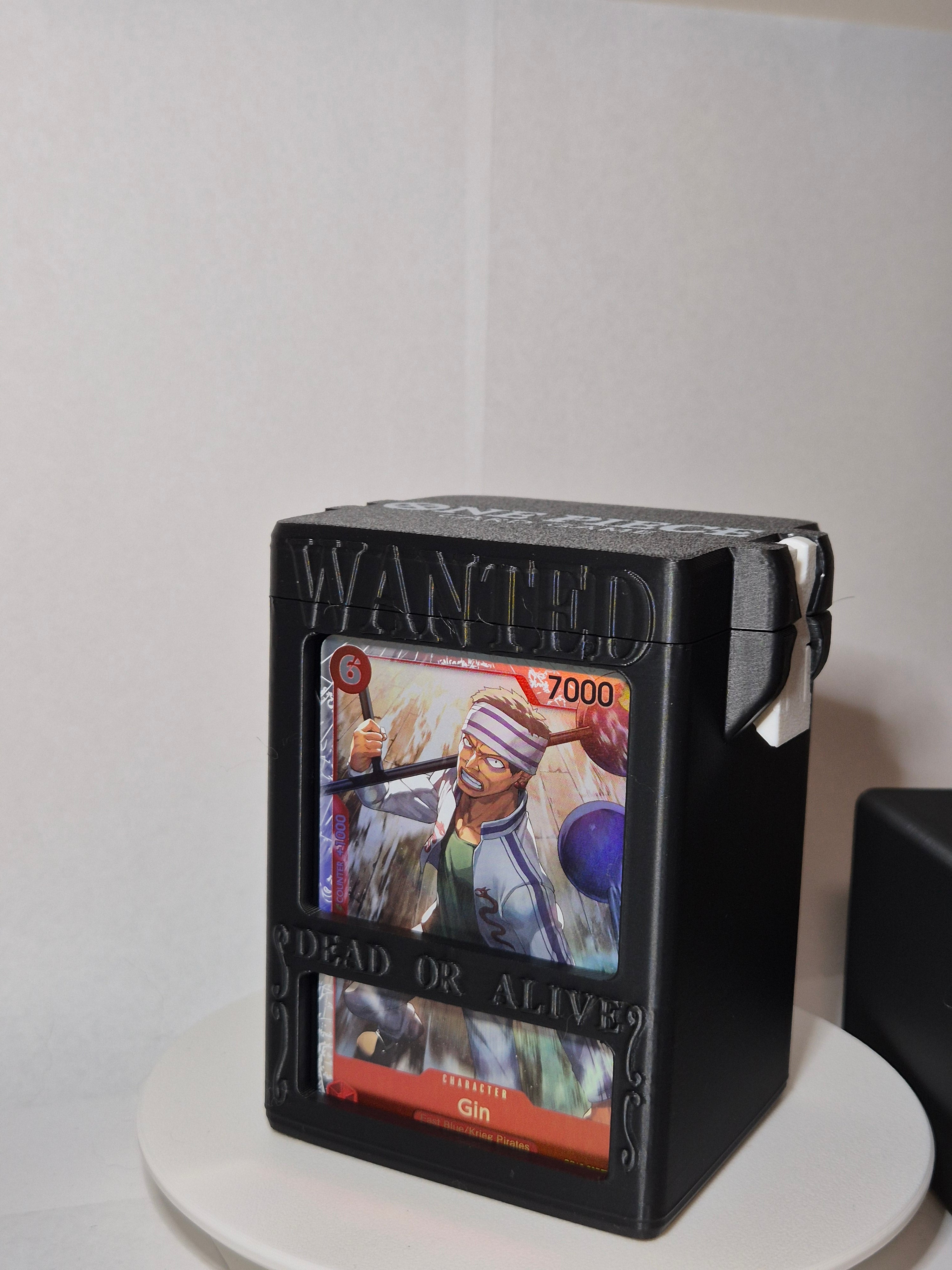 ONE PIECE Deck Box with Solid Latch